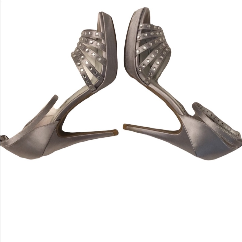 Audrey Brooke formal sandals - Picture 2 of 10